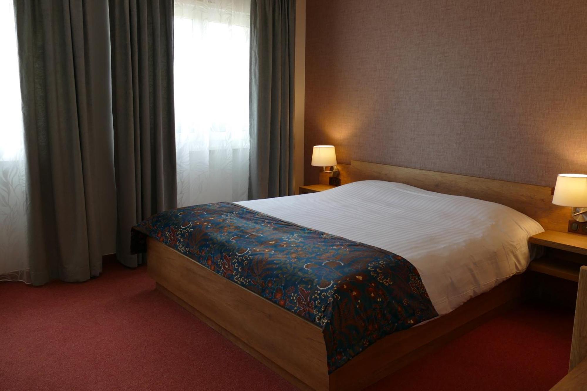 Au Relais De L'Ill Hotel Sermersheim Luaran gambar